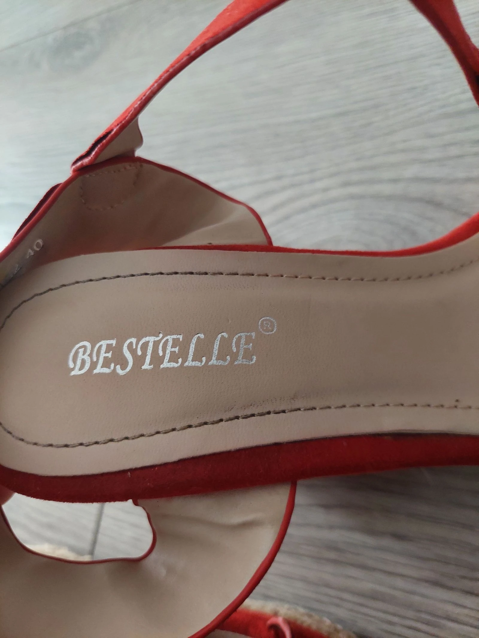 Bestelle - Sandalias rojas – photo 6